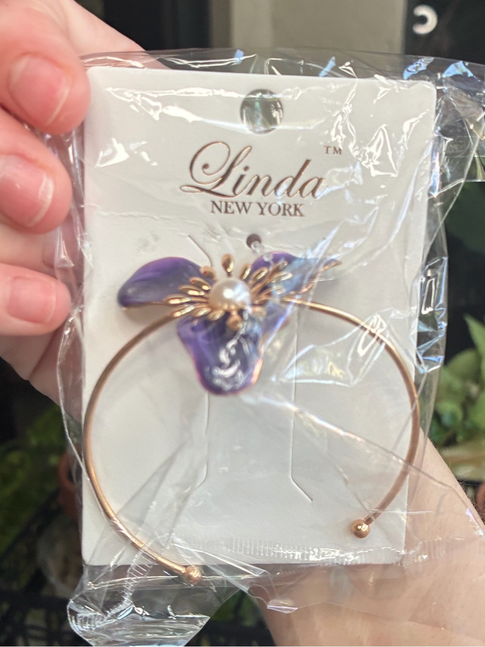 Linda New York Gold Purple Enamel Floral Open Cuff Bangle Bracelet NWT - Picture 5 of 6